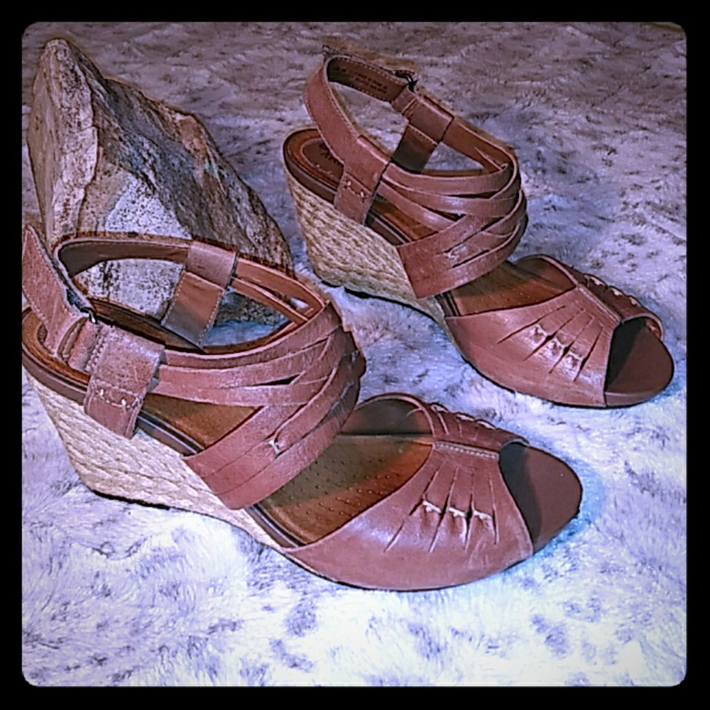 Clarks brown leather espadrille sandals